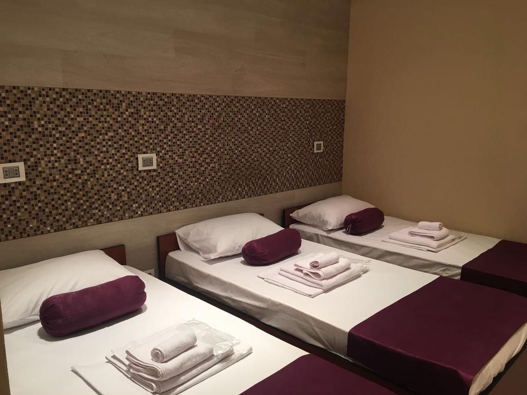 Hostel Inn Hotel&Hostel Baku Bagian luar foto