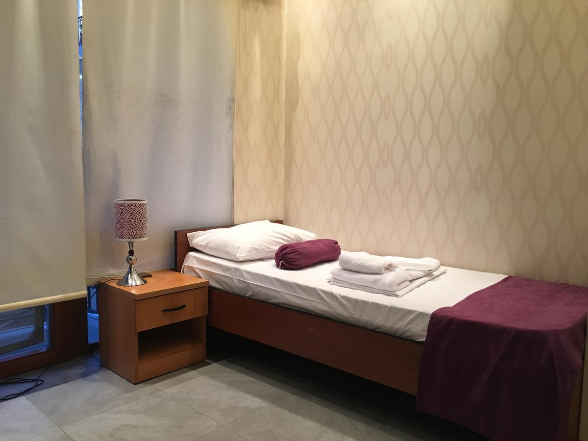 Hostel Inn Hotel&Hostel Baku Bagian luar foto