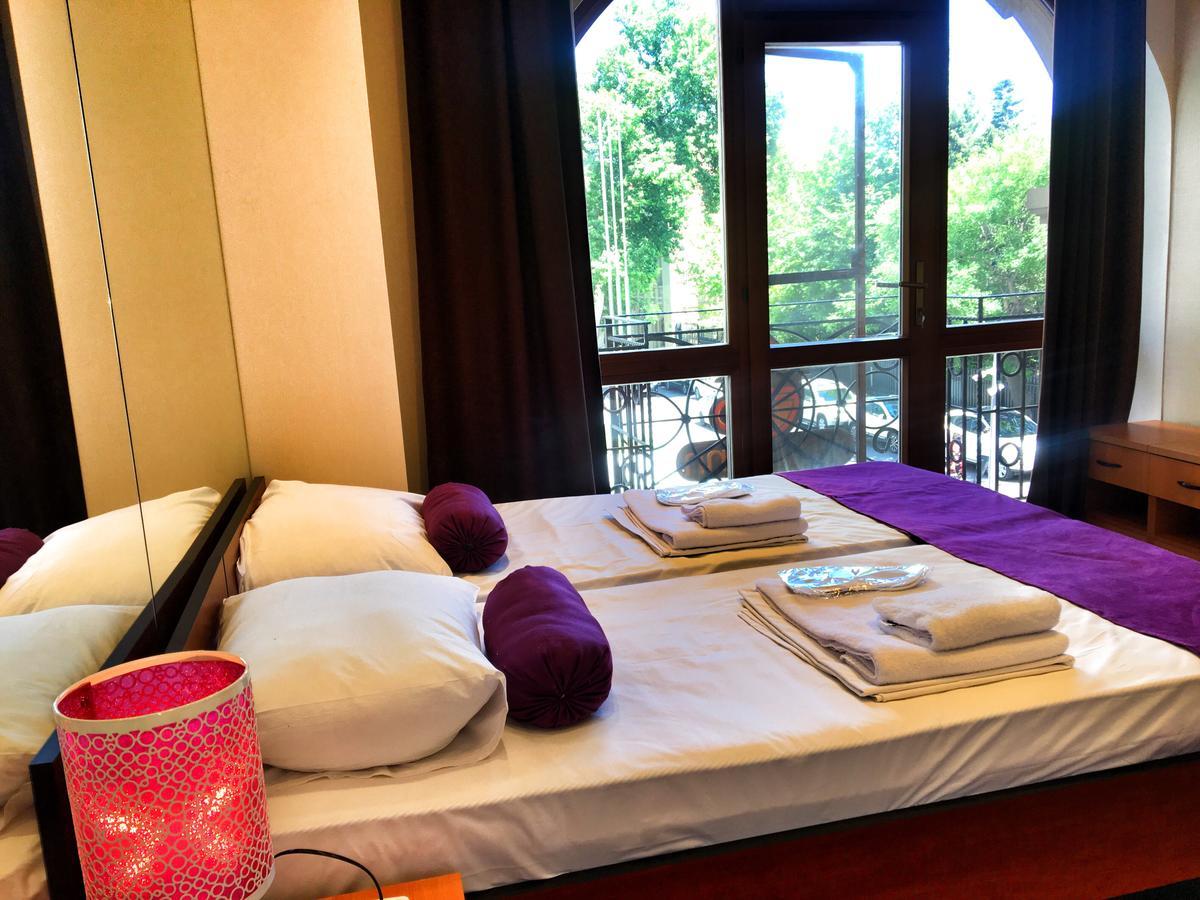 Hostel Inn Hotel&Hostel Baku Bagian luar foto