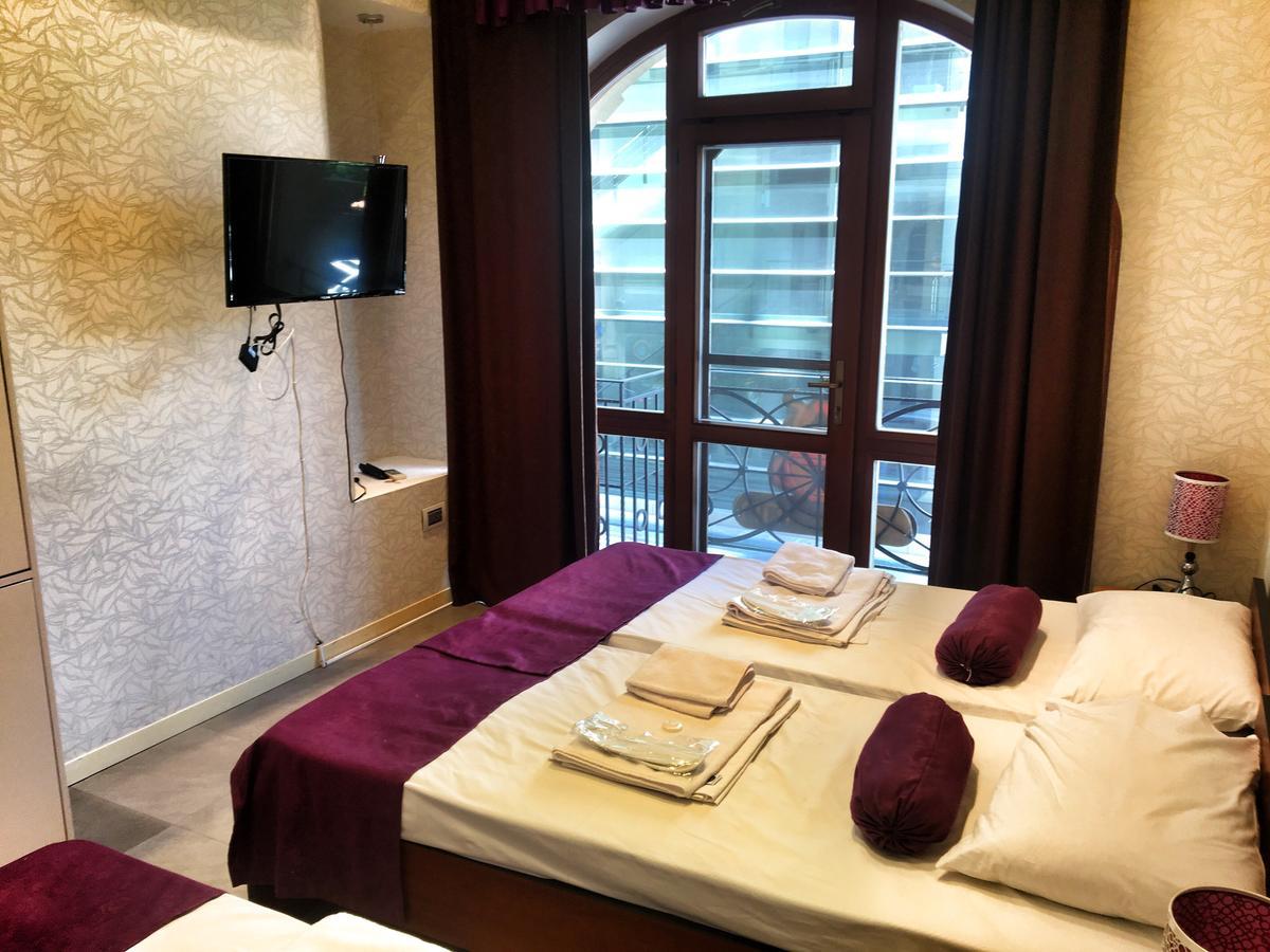 Hostel Inn Hotel&Hostel Baku Bagian luar foto