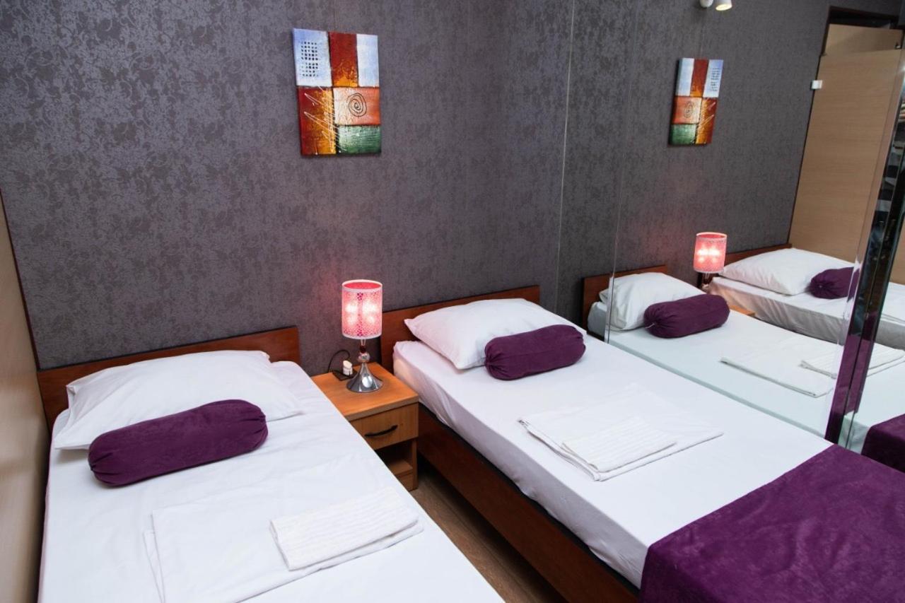 Hostel Inn Hotel&Hostel Baku Bagian luar foto